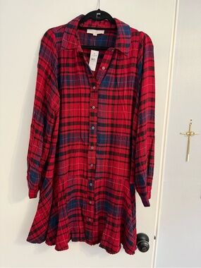 LOFT Red and Navy Plaid Button-Front Shirt